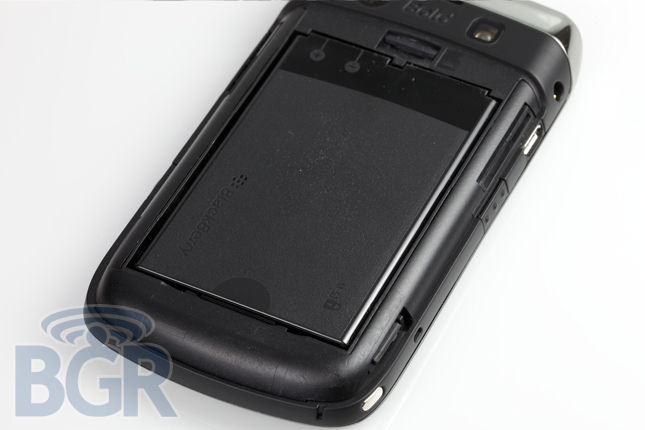 blackberry-bold-9700-3