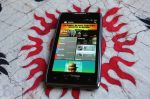 bgr-motorola-droid-razr-maxx-12