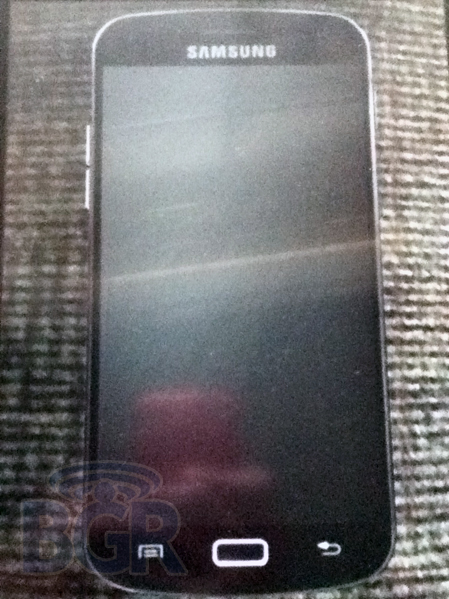 Samsung Galaxy S III photo
