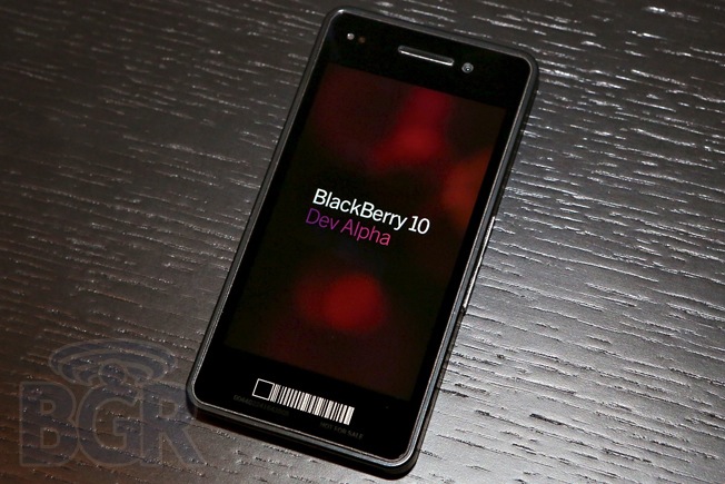 BlackBerry 10 Dev Alpha hands-on