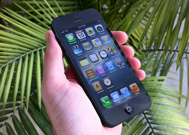 iPhone 5 to feature LTE