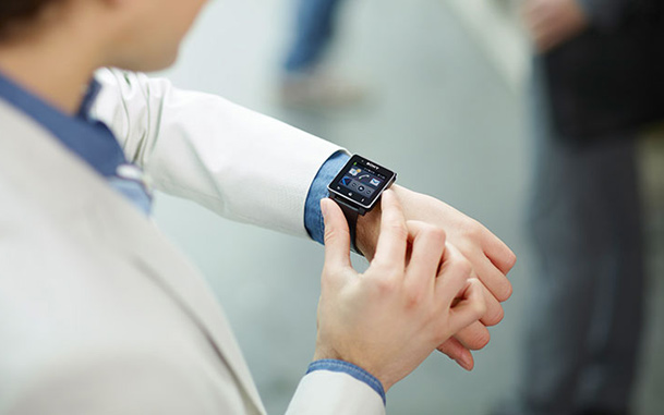 Video: Sony debuts NFC-enabled SmartWatch 2 as iWatch rumors swirl – BGR