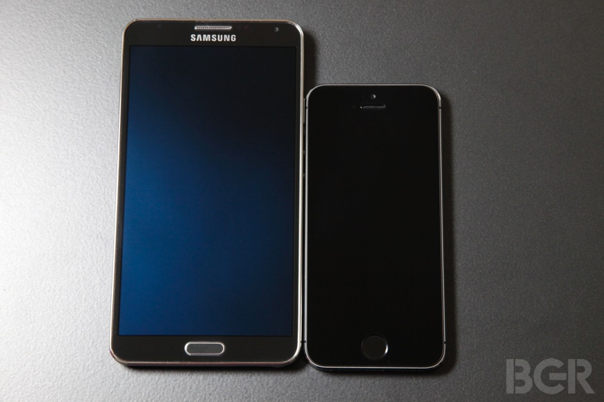 Телефоны диагональю 4 5 дюйма. Самсунг с диагональю 5.5 дюймов. Samsung 5 5 дюймов модели. Смартфон самсунг диагональ 5 дюймов. Самсунг с экраном 5.5 дюйма.