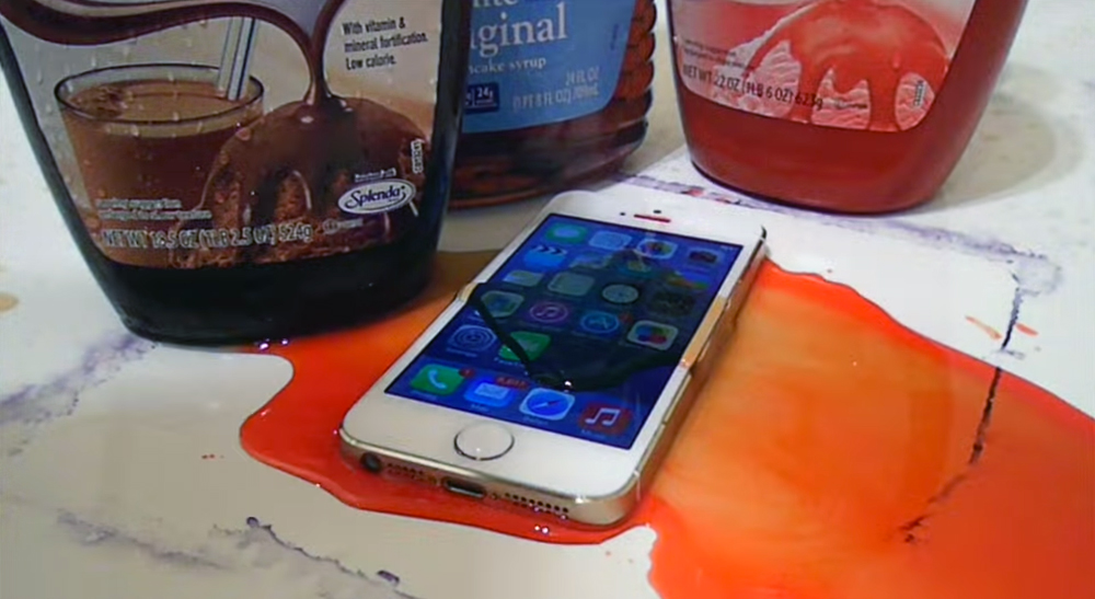 This 30 Spray Will Make You Iphone Or Android Phone Waterproof This 30 Spray Will Make You Iphone Or Android Phone Waterproof