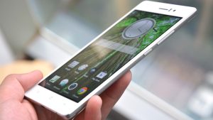 World's Thinnest Smartphone Oppo R5