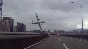 Taipei TransAsia Plane Crash Video
