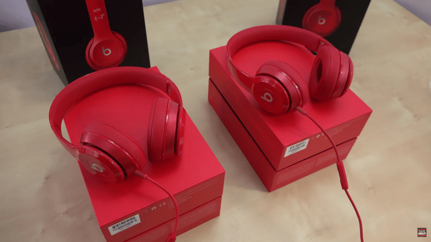 Apple Beats Headphones Knockoffs Differences