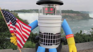 Hitchhiking Robot Decapitated in U.S.