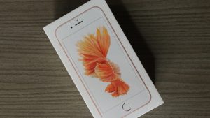 iPhone 6s 16GB Vs. 64GB iPhone 6s 16GB Vs. 64GB