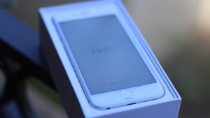 Tim Cook Exlpains iPhone Sales Decline Tim Cook Exlpains iPhone Sales Decline