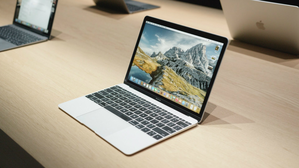 Apple's 2016 MacBook rollout timeline purportedly revealed