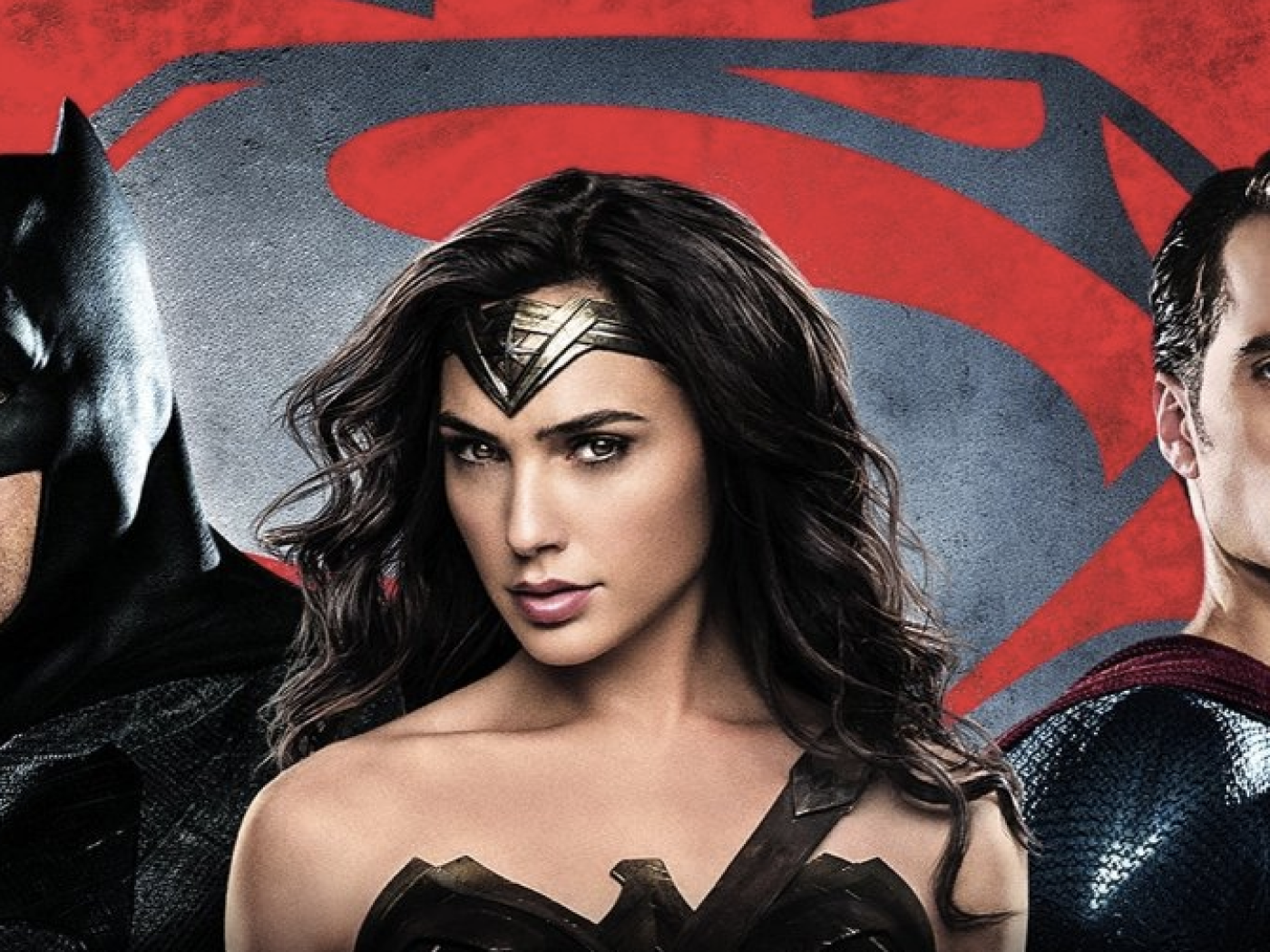 Watch the first 10 minutes of 'Batman v Superman: Ultimate Edition' right  here