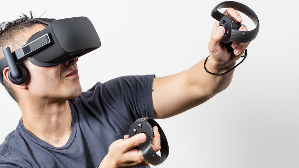 Facebook is slashing the Oculus Rift price by 25 as rivals pass it by