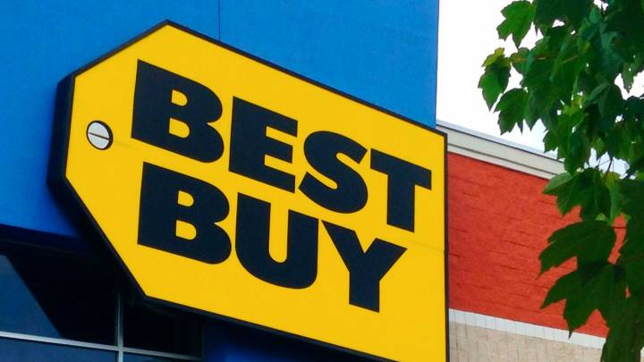 Best Buy wants to send salespeople to your house