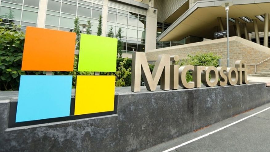 Huge outage hits Microsoft email, Xbox, Skype