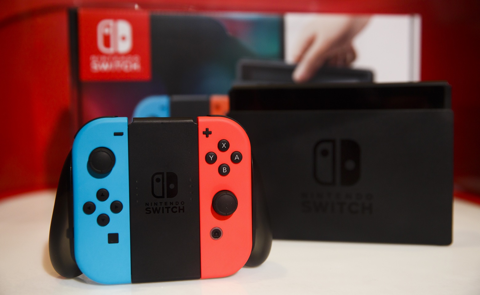 Nintendo Switch Sells Out and Price Increases Amid Quarantine - Emulator  Games