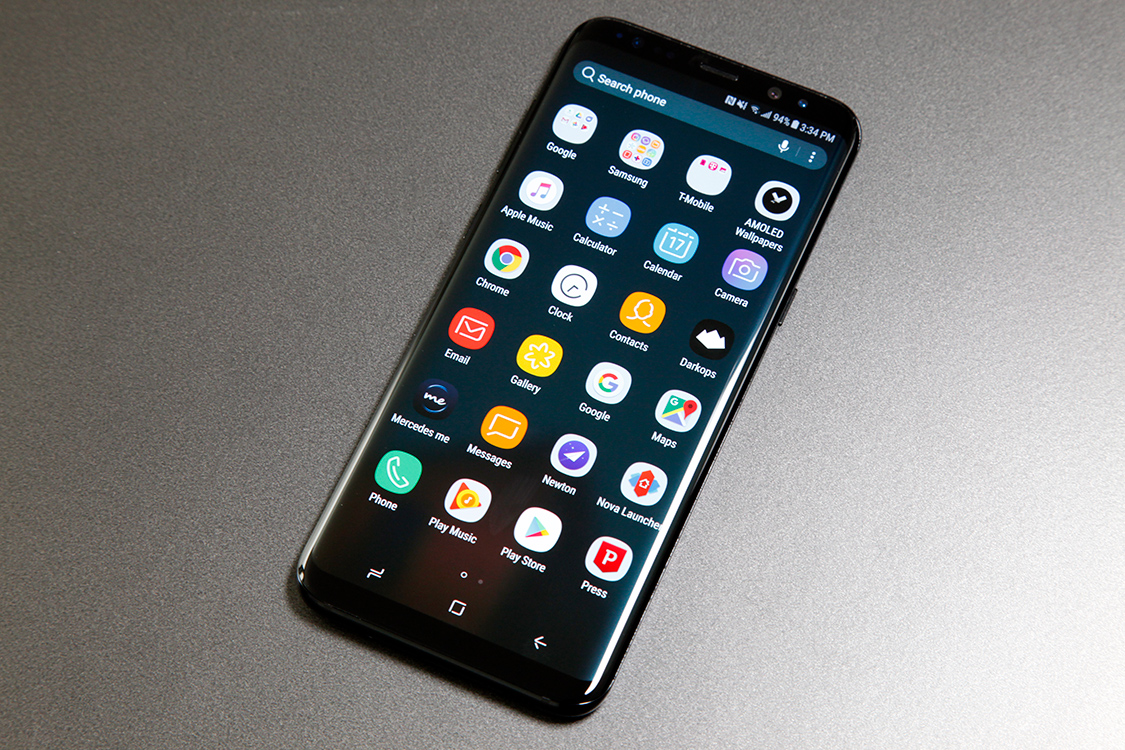 Samsung offers Galaxy s8 plus