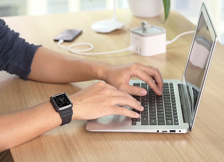 simpeak apple watch case