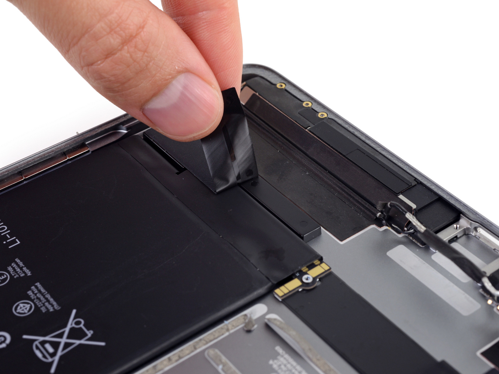 iPad Pro 10.5 teardown: definitely try not to break it – BGR