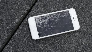 iPhone screen replacement iPhone screen replacement