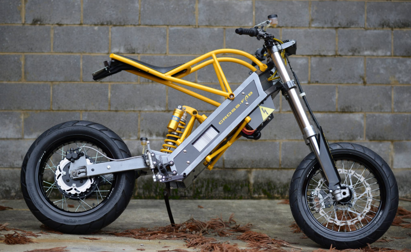 Believe it or not, this electric motorcycle actually works, and you can