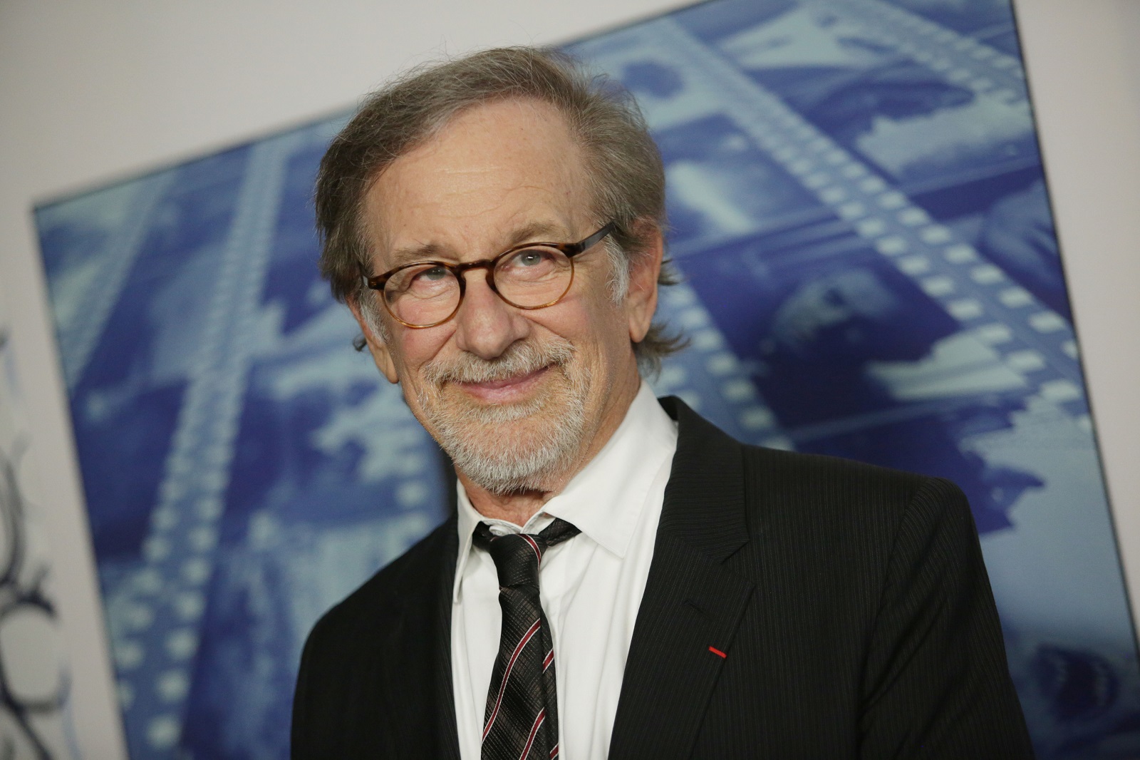 Apple is teaming up with Steven Spielberg to bring ...
