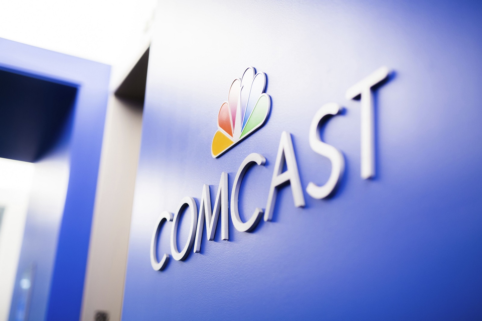 With cord-cutting on the rise, Comcast’s broadband business sees ...