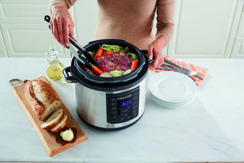 These 25 delicious slow cooker recipes taste even better in this ...