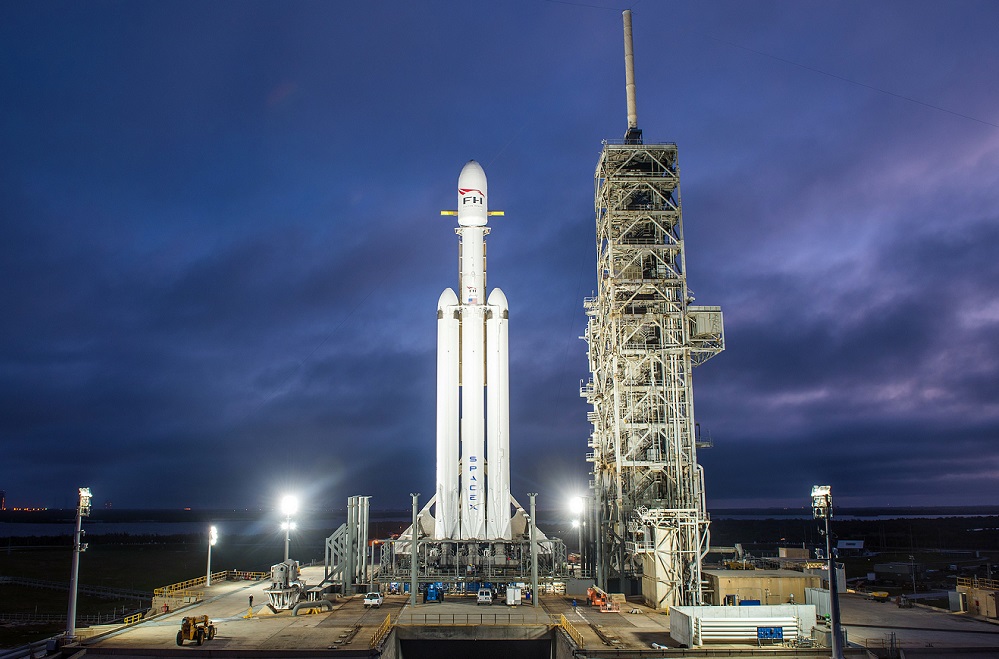 Watch SpaceX Launch Its Falcon Heavy Rocket Live Right Here