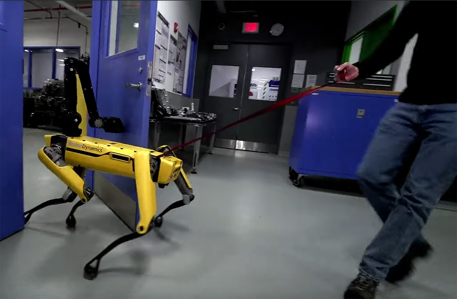 The New Video Of Boston Dynamics Robot Dog Is Even More Horrifying Than The First One Bgr