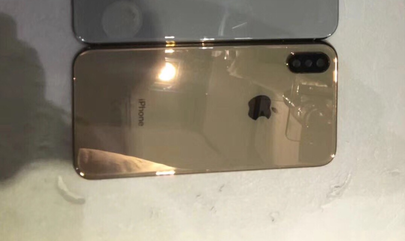 Leak Shows The New Iphone X In Gold And Its Not A Pretty Sight Bgr 5236