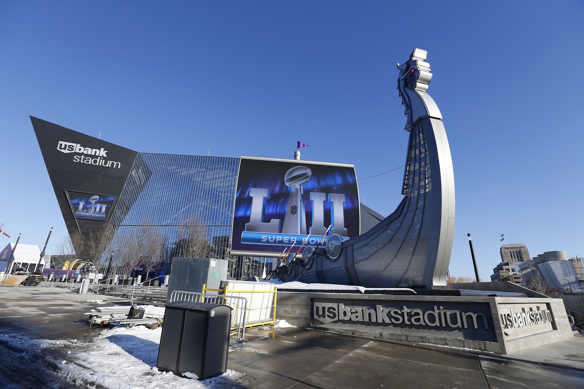 Stream Super Bowl LII FREE on your Roku device on the NBC Sports