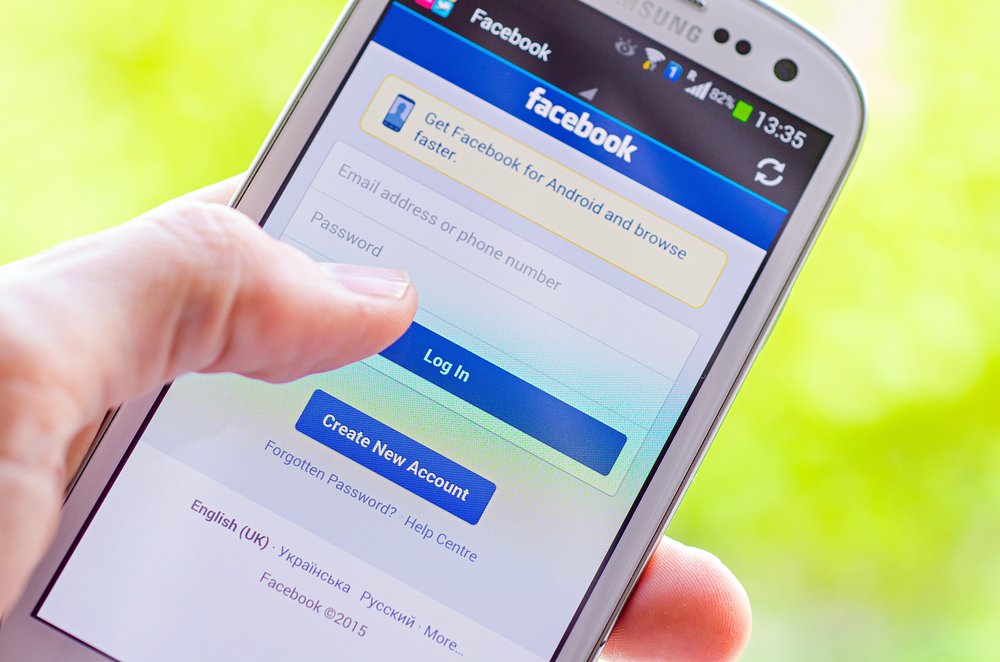 It seems like Facebook is secretly stealing Android users’ call and SMS ...