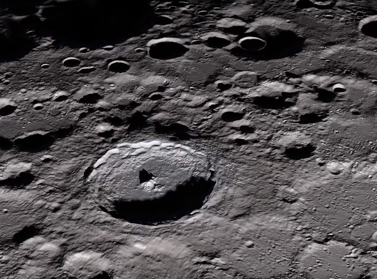Большой кратер луны. Поверхность Луны кратеры. Кратер Лунная поверхность Луны. Метеоритные кратеры на Луне. Мольтке (лунный кратер).