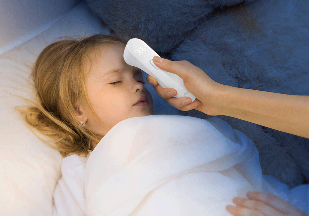 This 27 No Touch Forehead Thermometer Reads Your Temperature In 1