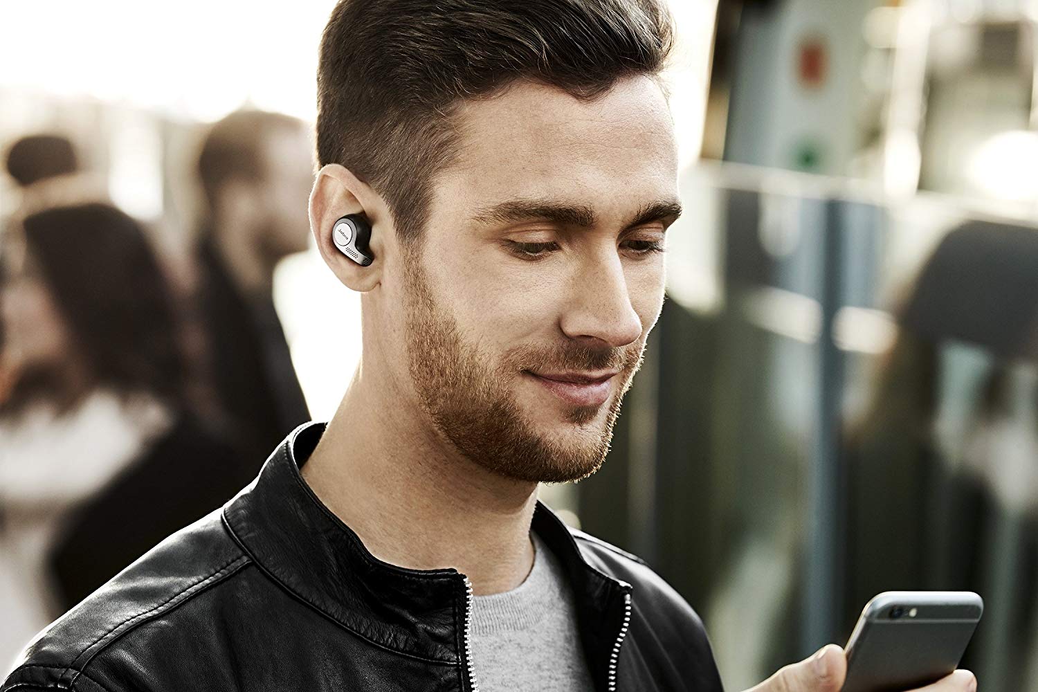 Jabra S Crazy Popular Elite 65t True Wireless Earbuds Are Just 99 99 For Black Friday