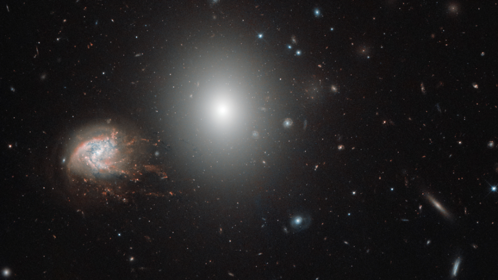 new hubble galaxy photo