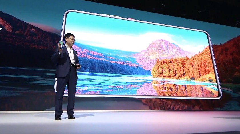 Huawei's new 7.2-inch gaming phone is bigger and more poweful than