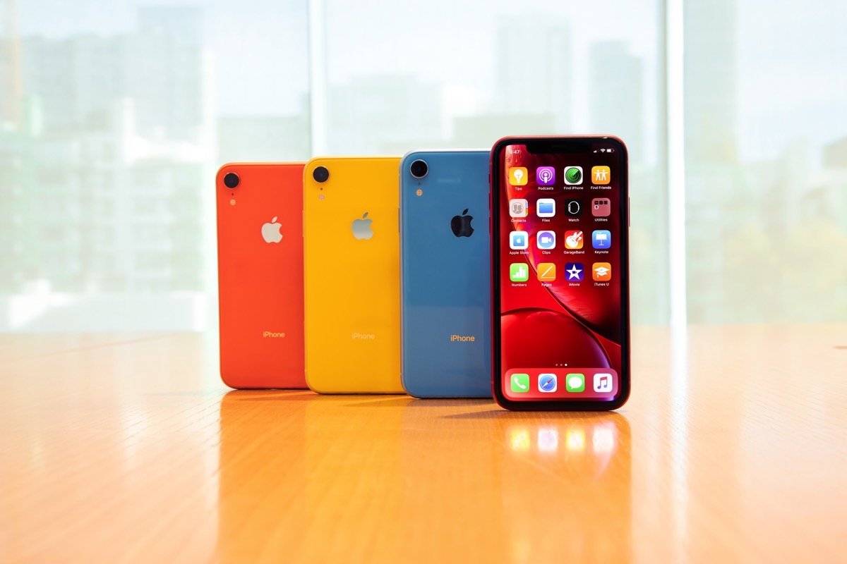 Review: Apple's iPhone XR is a fine young cannibal