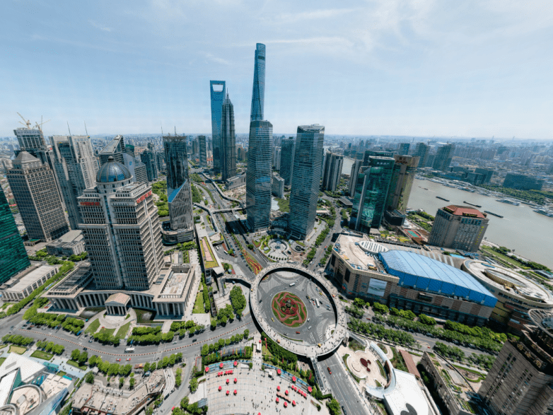 This 195 Gigapixel Photo Of Shanghai Is So Huge You Can Zoom In From Miles Away And See People S Faces Bgr