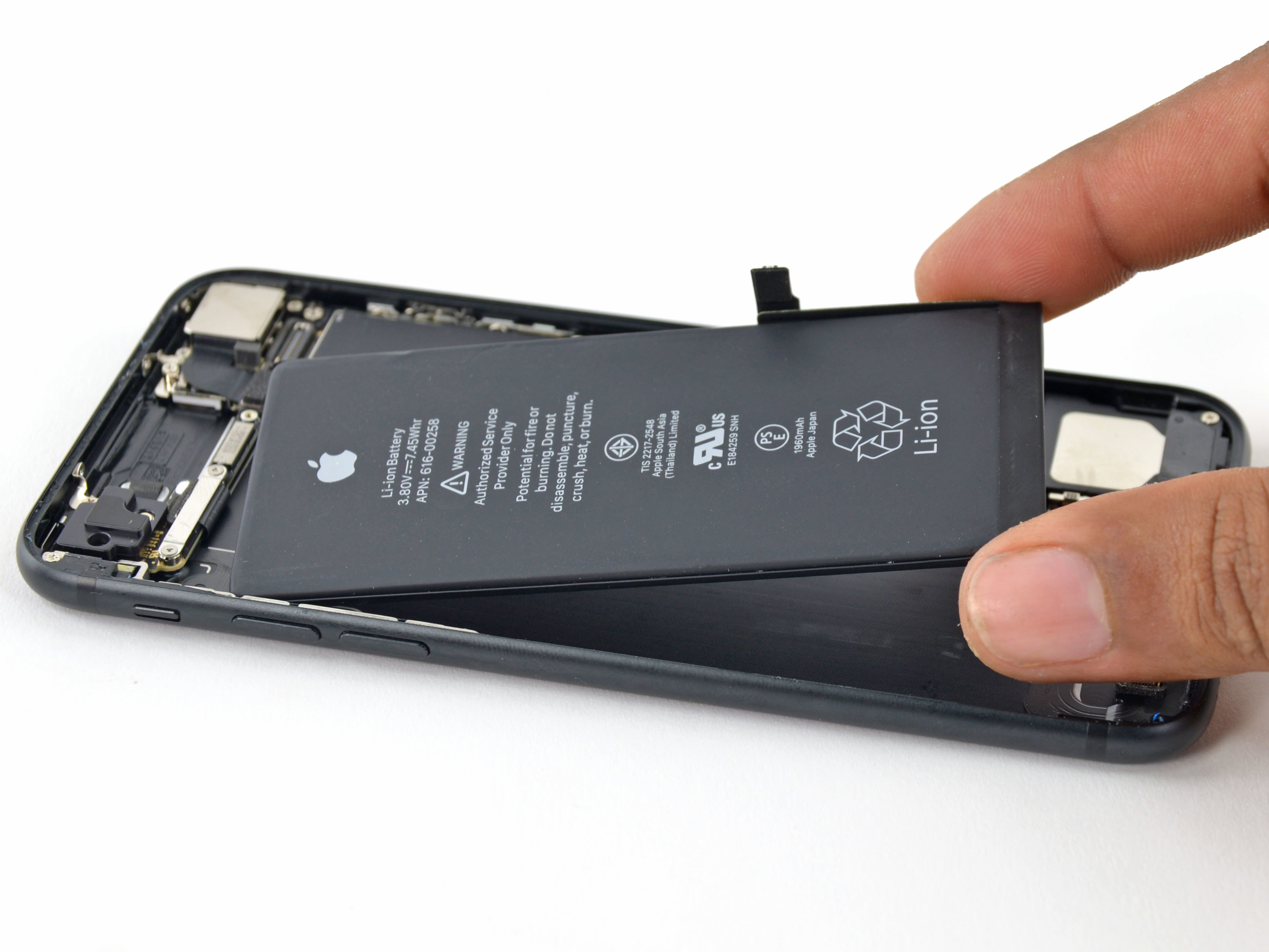 IFixit Will Sell IPhone Battery Replacement Kits For $30 Through 2019