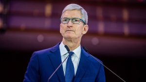 Apple hiring slowdown