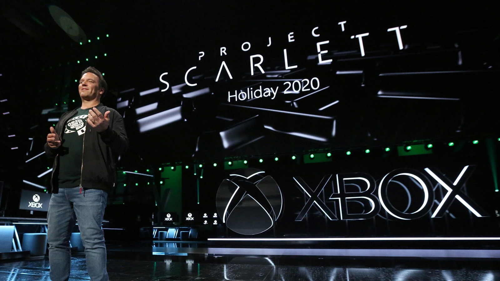 Xbox boss explains his controversial comments about bringing VR to