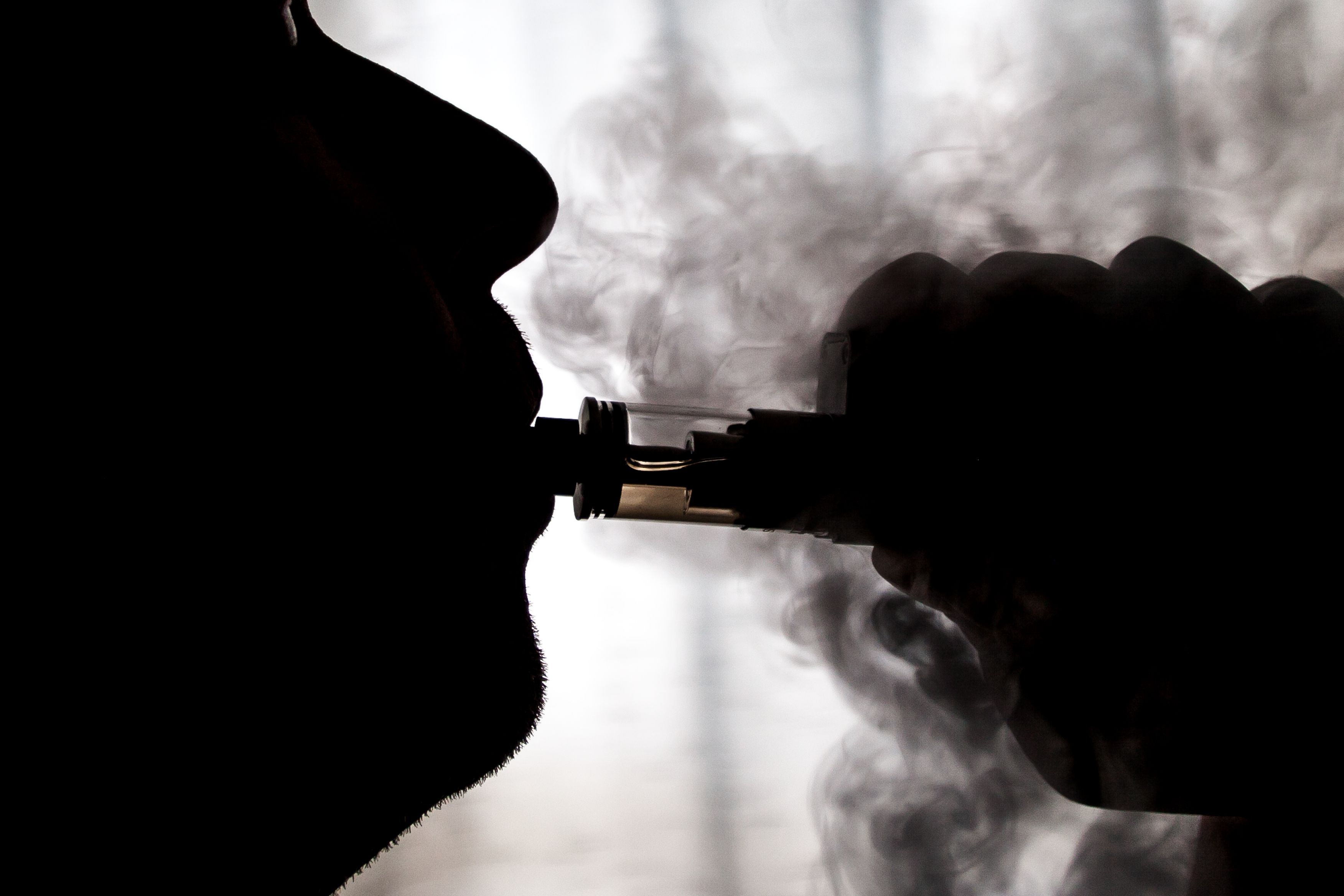 how vaping affects the brain