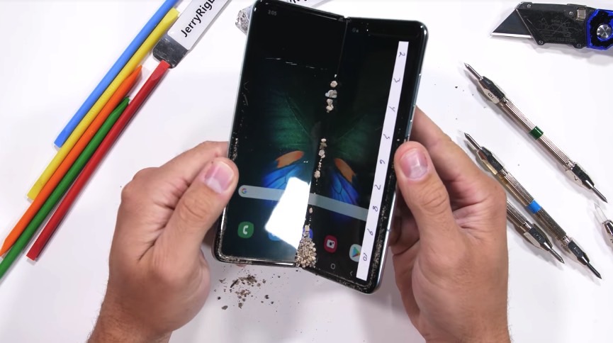 galaxy fold front screen replacement