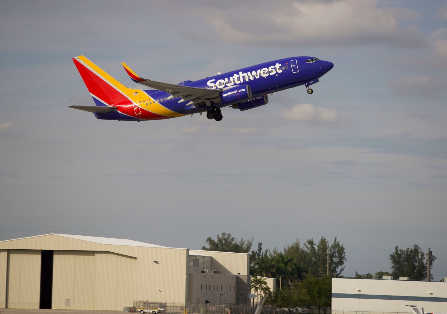 southwest airlines flights low fare