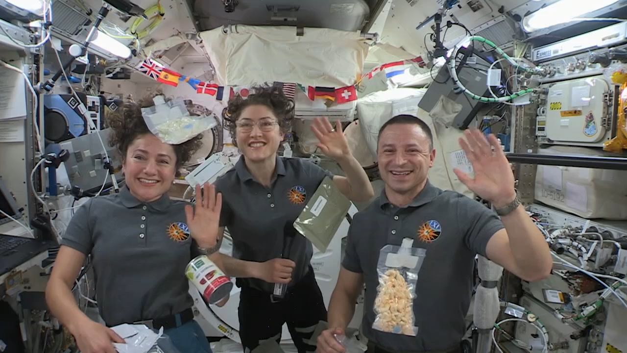 Be Thankful You're Not An ISS Astronaut, Because This Is How They ...