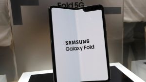 Galaxy Fold 2 vs. Galaxy Note 20