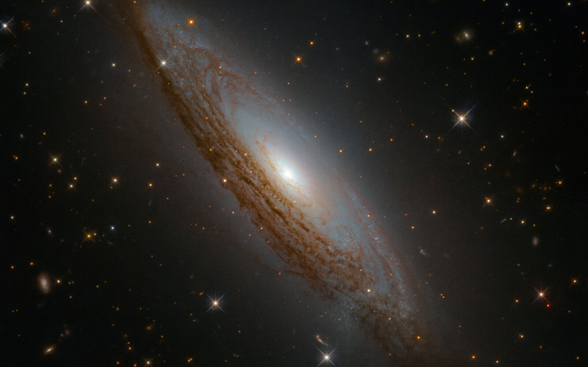Фотографии галактик с телескопа хаббл