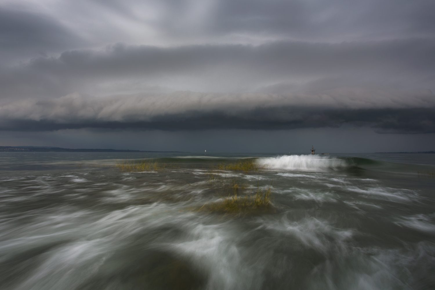 photo Mothership Cloud 2021 crazy mothership cloud appeared above